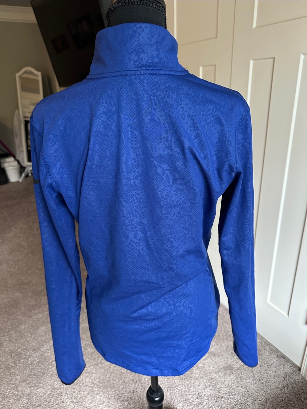 Nike pro dri fit running shirt - Picture 3 of 5